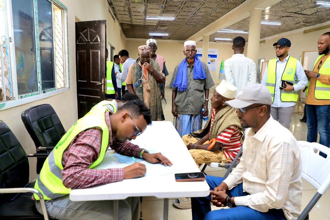 Somalia’s electoral commission launches voter registration drive in Warsheikh