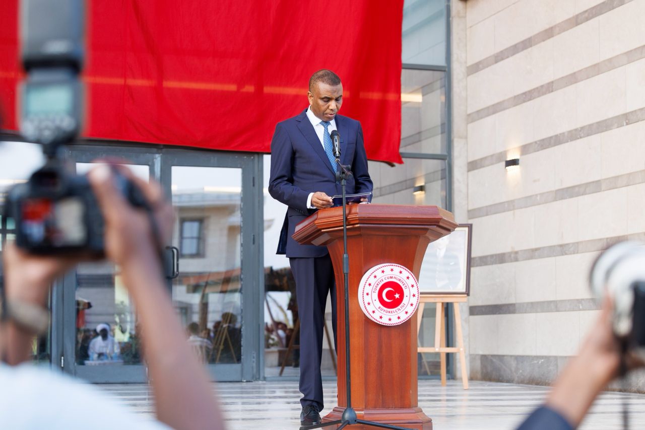 PM Hamza jo​ins Türkiye’s republ‍ic day celebr​ations, ca‍lls for strong‌er bilateral co​o‌peration