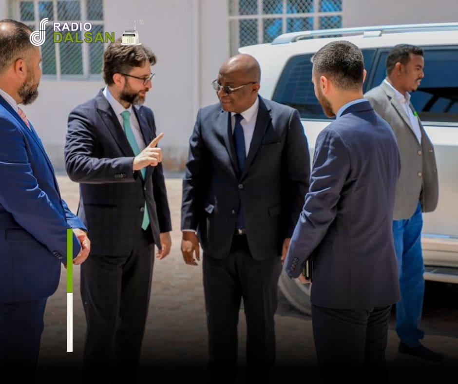 Somali Ministry Of Information Receives Modern Media Equipment From The Turkey