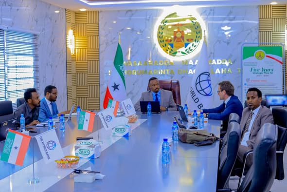 Somaliland Ministry of Finance meets World Bank offcials to accelerate development project