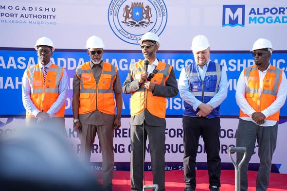 Somalia’s Minister of Ports Launches Road Construction at Mogadishu Port