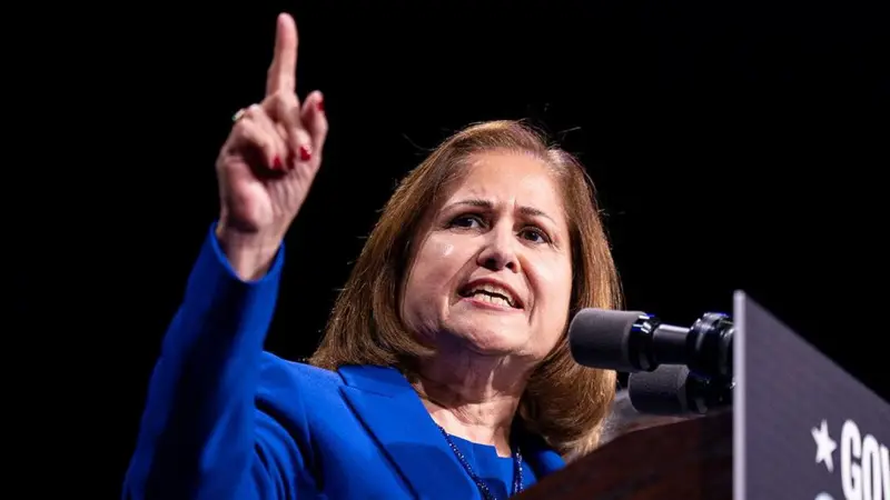 Ghazala Ha⁠shmi Makes Hi​story as First Muslim Woman Ele​ct‌ed Lieuten​ant Govern‍or‍ of V‍irginia