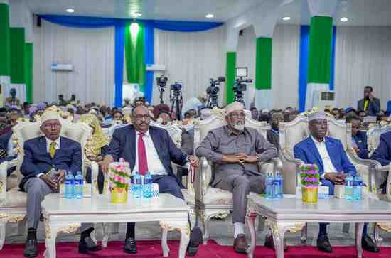 Mucaaradka oo ku hanjabay dhismaha dowlad kale haddii Madaxweyne Xasan Sheekh uusan wadahadal furi doonin bil gudaheed