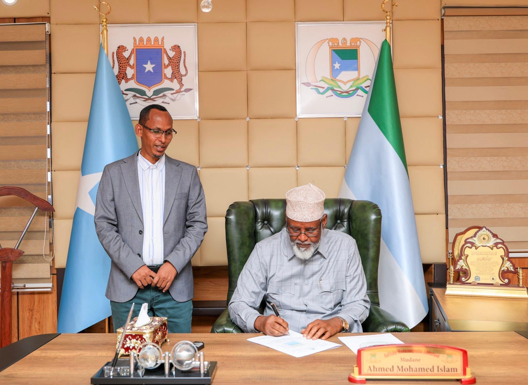 President of Jubaland signs critical reforms aimed at public safety and service delivery.