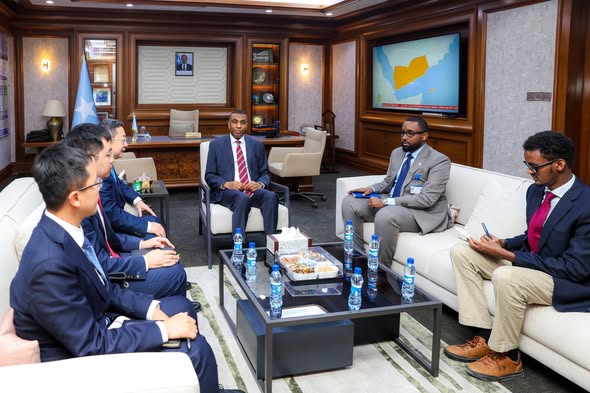 China reaffirms full support for Somalia’s unity during talks with Prime Minister Hamza Abdi Barre in Mogadishu.