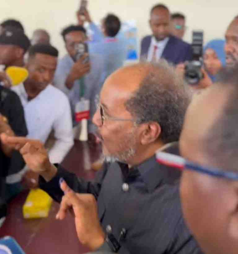 Somalia President Hassan Sheikh Votes in First Direct Local Elections Since 1969