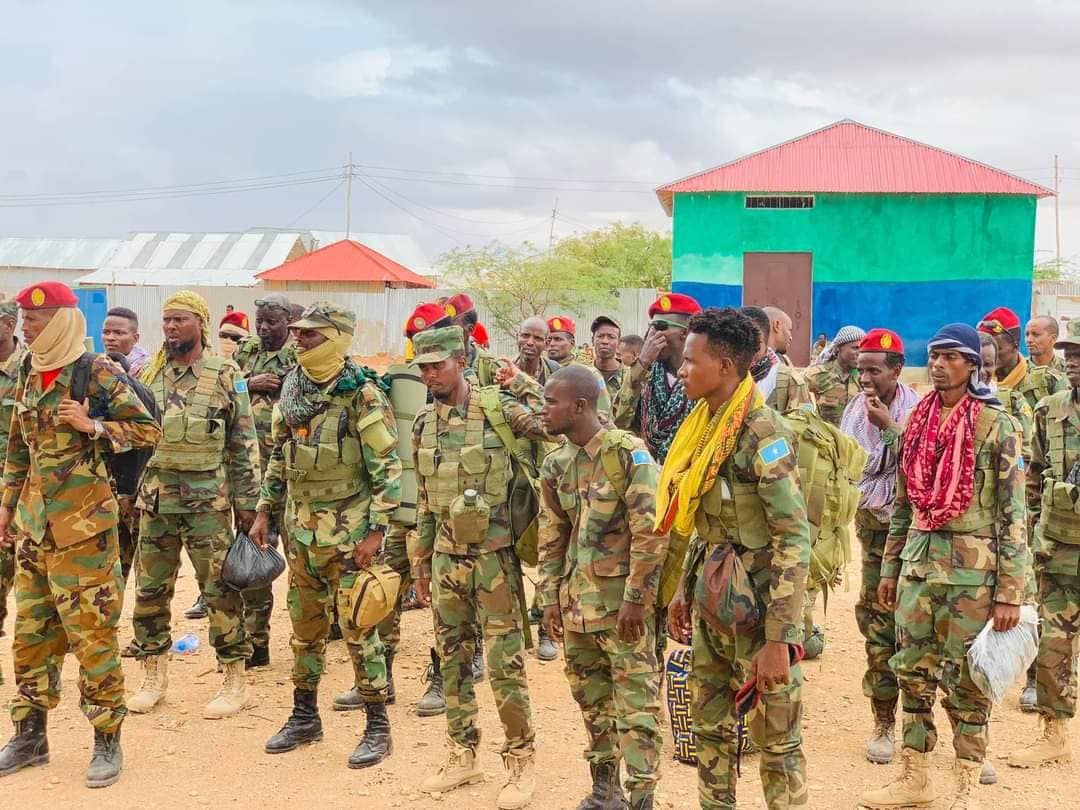 Ciidamada Huwanta oo Fasaxay Gaadiid Ku Xayirnaa Inta u Dhexeysa Yaaq-Birweyne iyo Leego