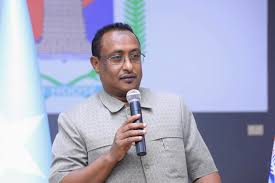 Muungaab Urges Mogadishu Residents to Collect Voter Cards Ahead of Dec. 25 Election