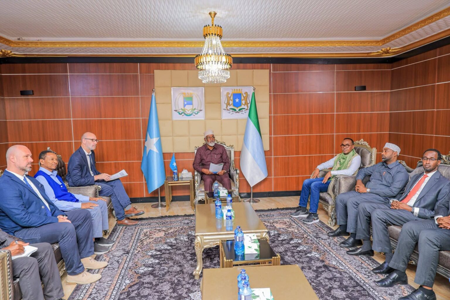 Axmed Madoobe oo la kulmay wafdi ka socday Qaramada Midoobay