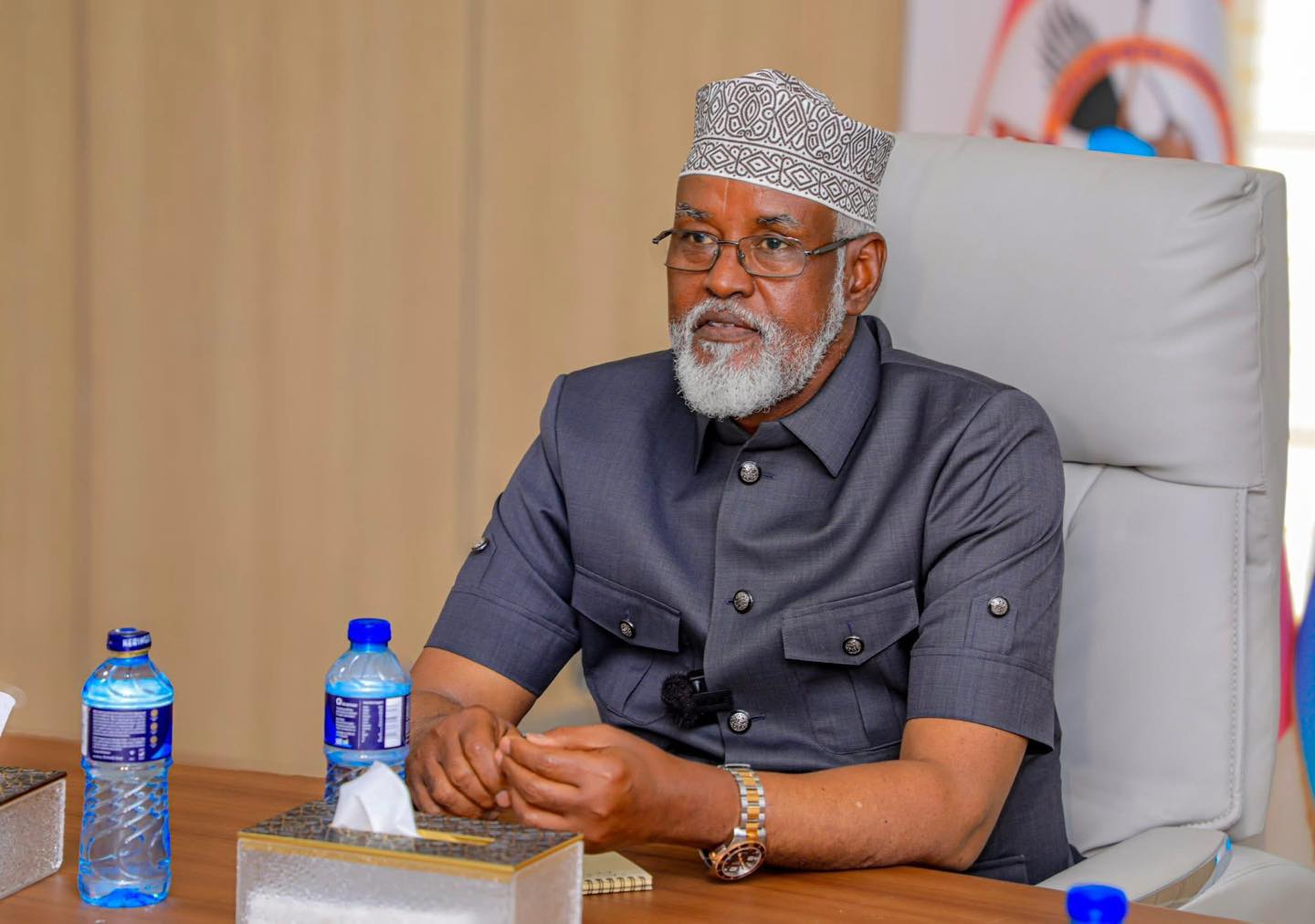 Jubbaland oo si adag uga jawaabtay diyaarad laga celiyay Muqdisho