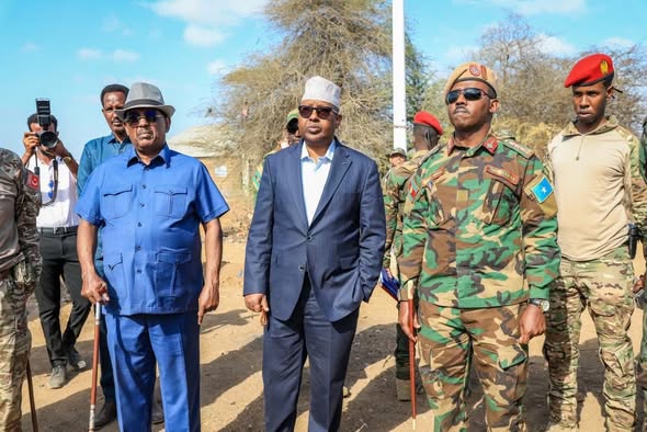 Somali officials oversee resettlement of families in liberated Lower Shabelle towns.