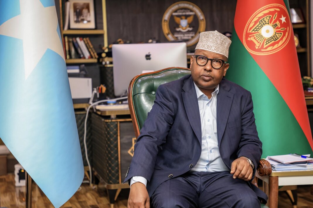 Somalia’s Defense Minister meets TUBSAN National Center Director to strengthen cooperation