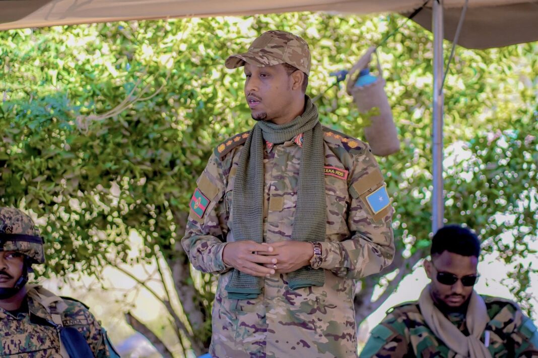 Somali Army Ground Forces Commander visits Awdheegle to boost frontline operations.