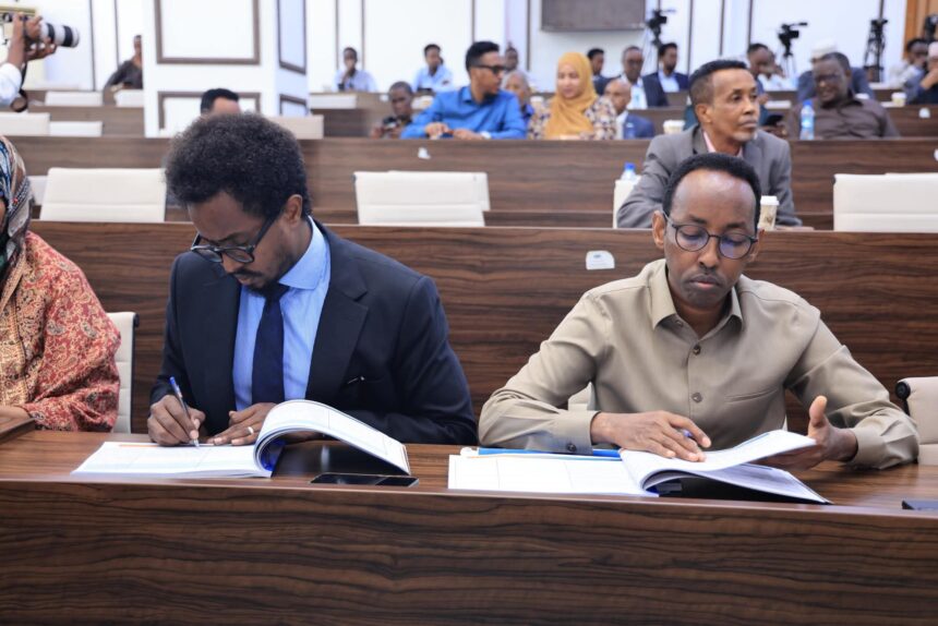 Baarlamaanka oo Dood Ka Furay Wax-ka-beddelka Cutubka 6-aad ee Dastuurka