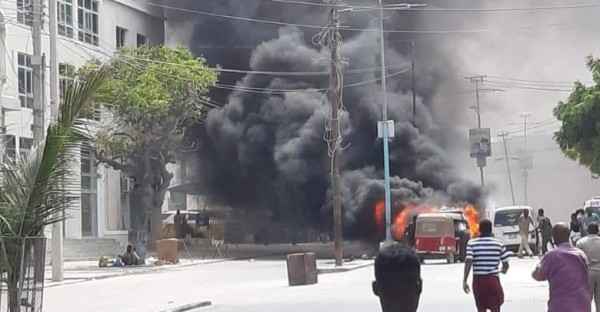 Qarax Ka Dhacay Agagaarka Xarunta D/Hilwaa.