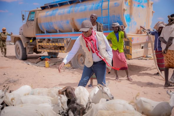 SoDMA Commissioner Delivers Emergency Water Aid to Drought-Hit Af-Barwaaqo