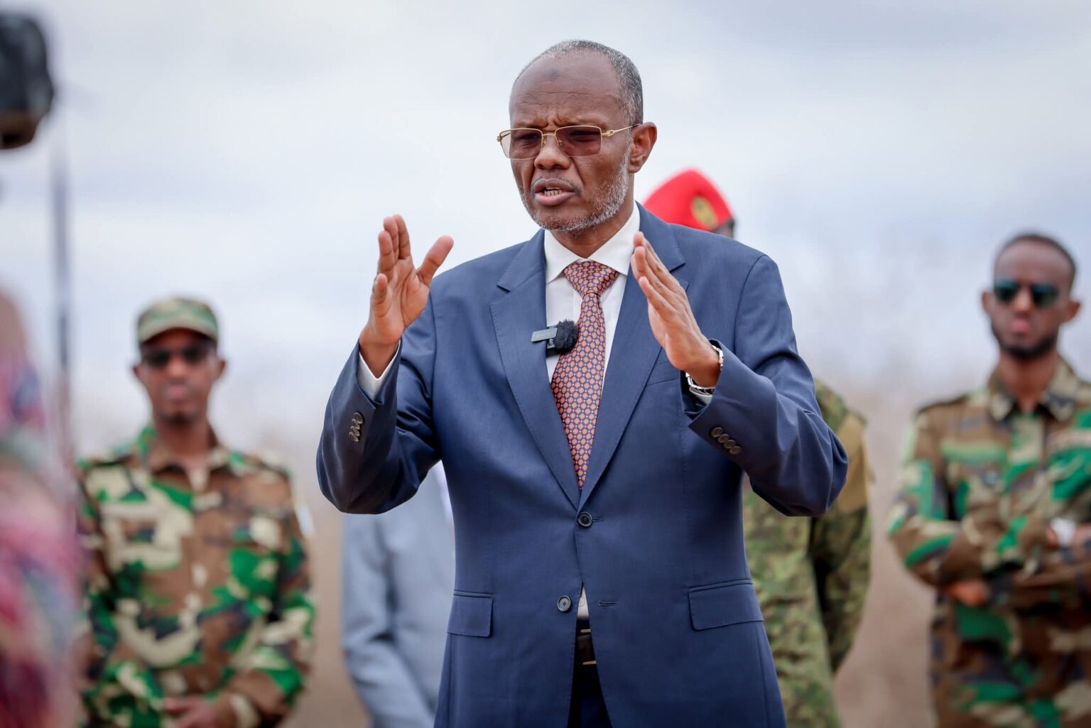 Laftagareen oo la filayo inuu ku dhawaaqo guddiga doorashada Koonfur Galbeed