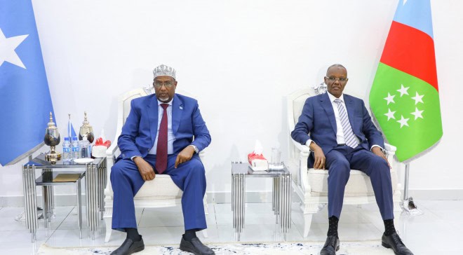 Diyaarad siday ilaalada Guddoomiye Aadan Madoobe oo laga celiyay Baydhabo